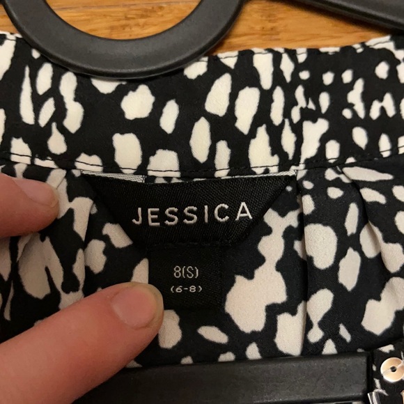 Jessica Black and white tank top style Blouse - Picture 3 of 4